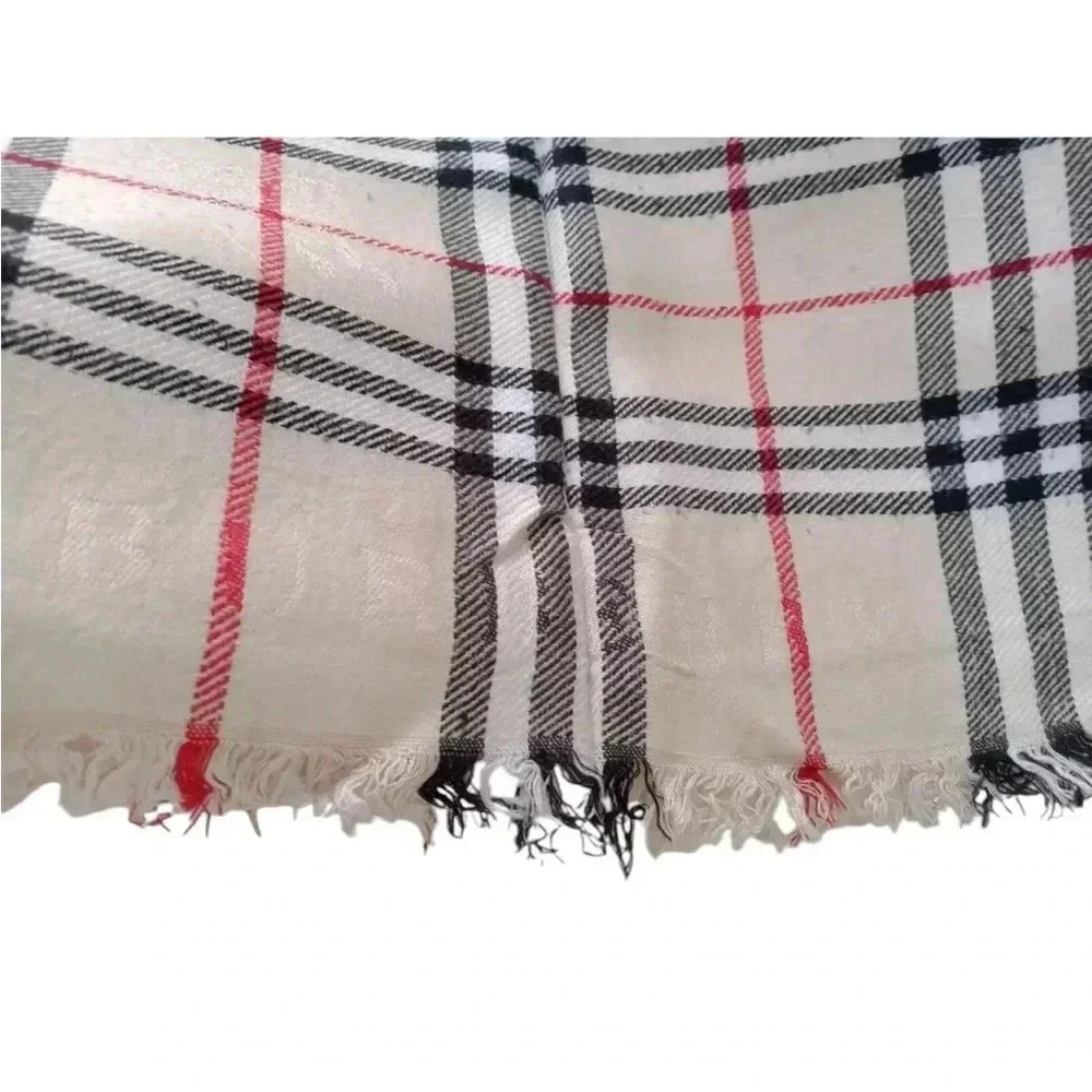 Burberry London wide check scarf 100% cashmere